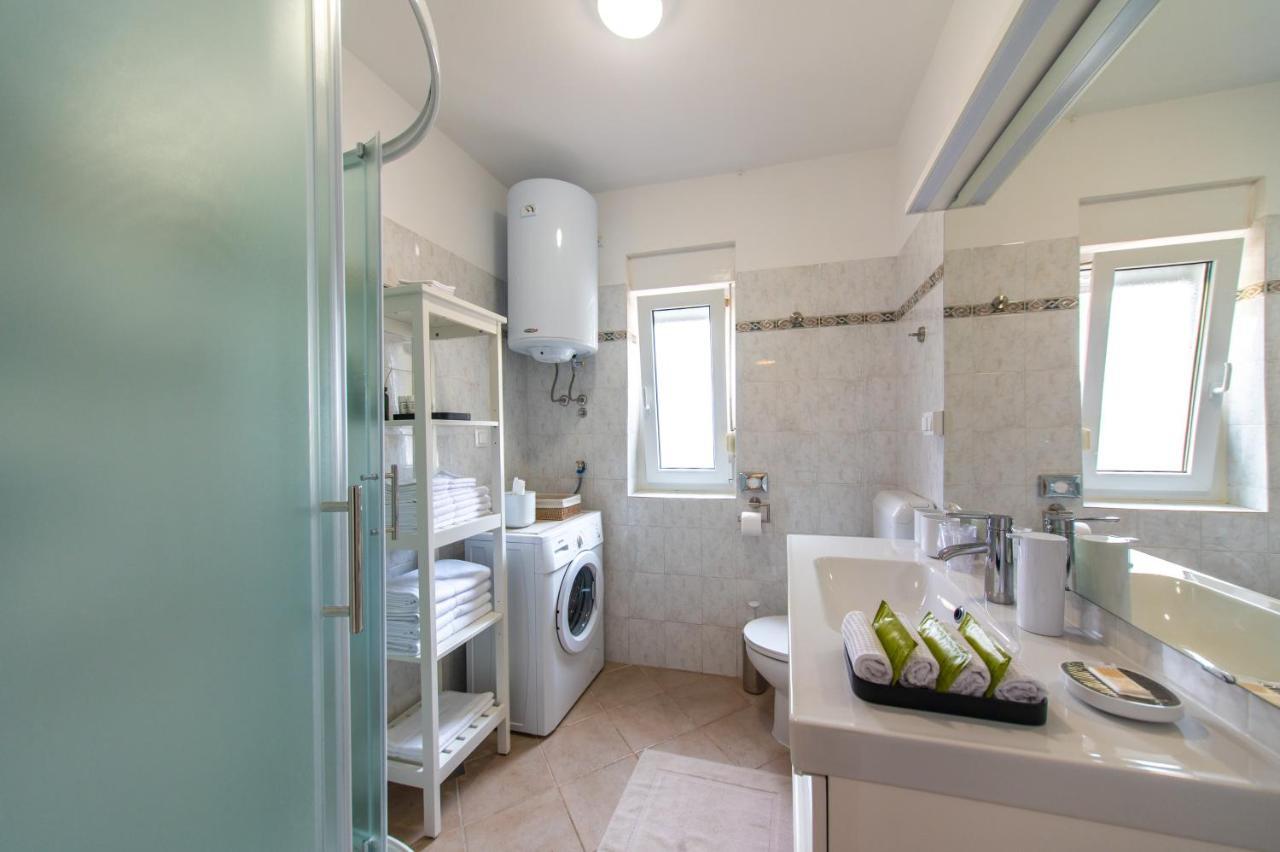 Apartment Axelle 50 Meters To The Beach Баньоле Екстер'єр фото
